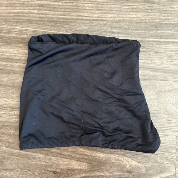 Windsor Effortless Energy Smoothing Strapless Crop Tube Top Black - Picture 6 of 8